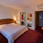 Kyriad Ferrand Centre Hotel 3*