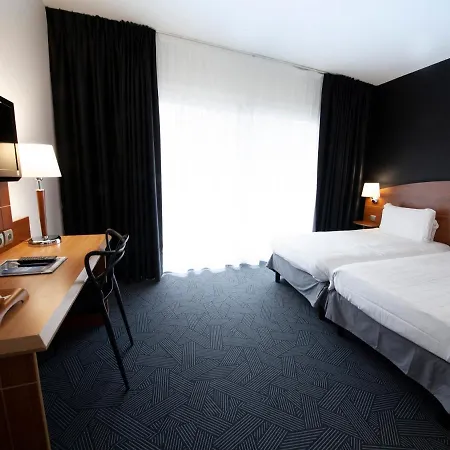 Kyriad Ferrand Centre Hotel