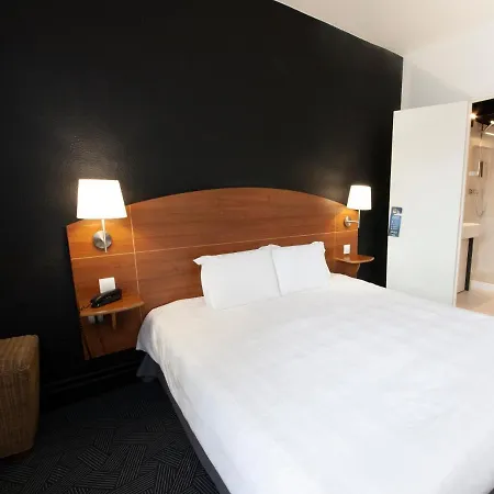 Kyriad Ferrand Centre Hotel 3*