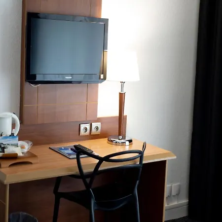 Hotel Kyriad Ferrand Centre