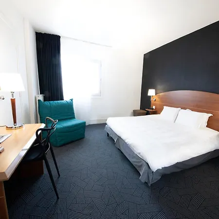 Hotel Kyriad Ferrand Centre