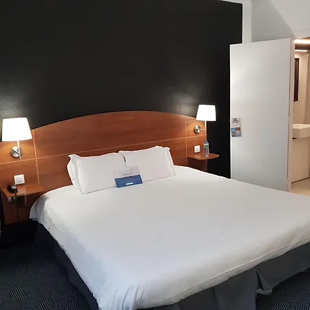 Kyriad Ferrand Centre Hotel