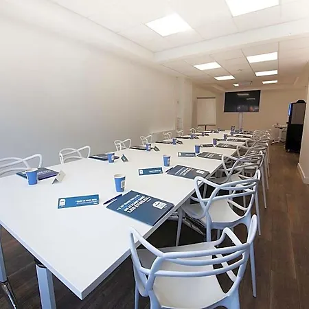Kyriad Ferrand Centre 3* Clermont-Ferrand