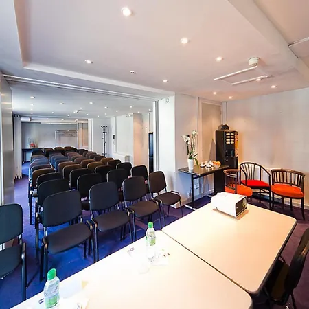 Kyriad Ferrand Centre 3* كليرمونت-فيراند