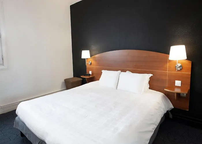 Kyriad Ferrand Centre Hotel