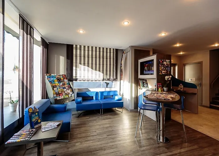 Ξενοδοχείο Kyriad Ferrand Centre 3*