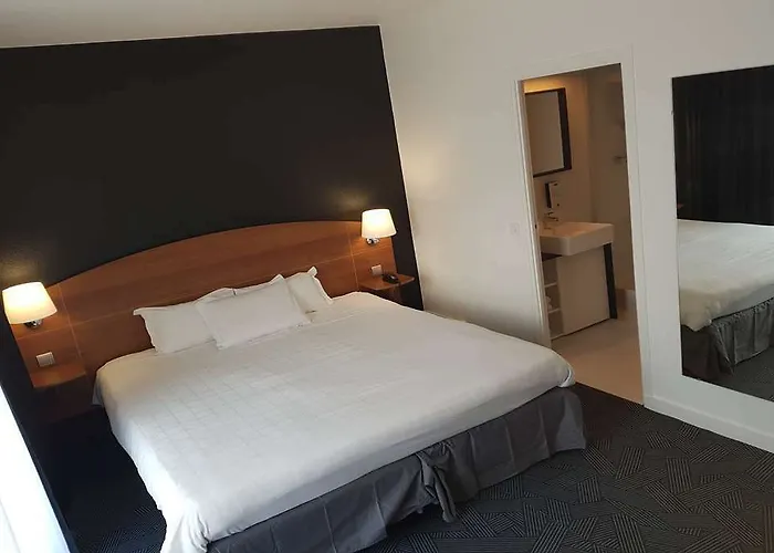 Kyriad Ferrand Centre Ξενοδοχείο 3*