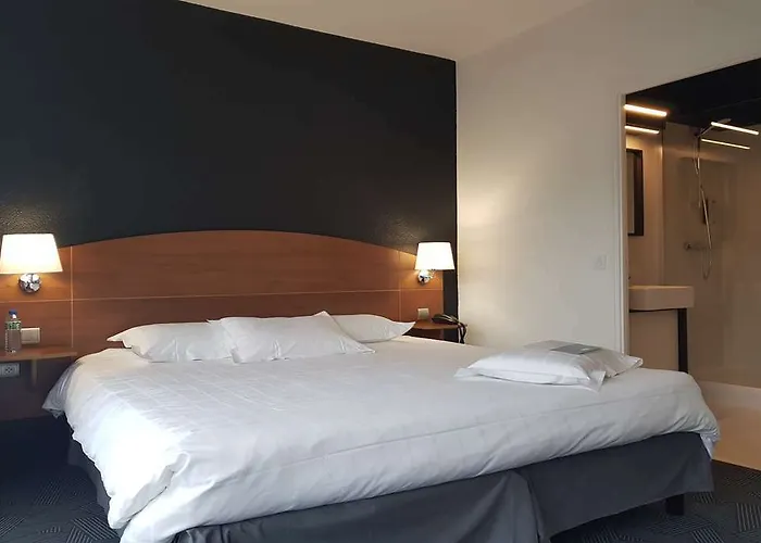 Ξενοδοχείο Kyriad Ferrand Centre 3*